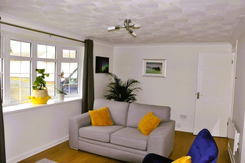 Ocean Breeze, Gower Holiday Village. Allows Dogs 斯旺西 外观 照片